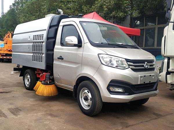 長(zhǎng)安2700掃路車(chē)國(guó)VI藍(lán)牌 長(zhǎng)安2700掃路車(chē)國(guó)VI藍(lán)牌