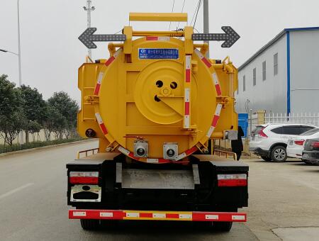 程力威牌CLW5120GQW6CD型清洗吸污車 程力威牌CLW5120GQW6CD型清洗吸污車