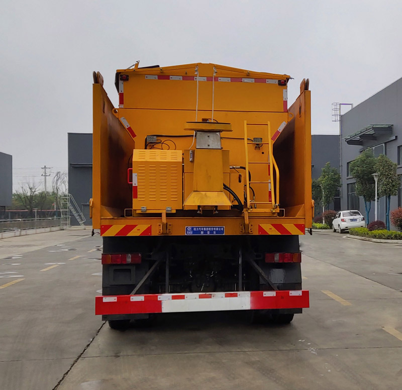 程力牌CL5251TCX6YC型除雪車 程力牌CL5251TCX6YC型除雪車