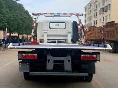 程力威牌CLW5081TQZC6型清障車(chē) 程力威牌CLW5081TQZC6型清障車(chē)