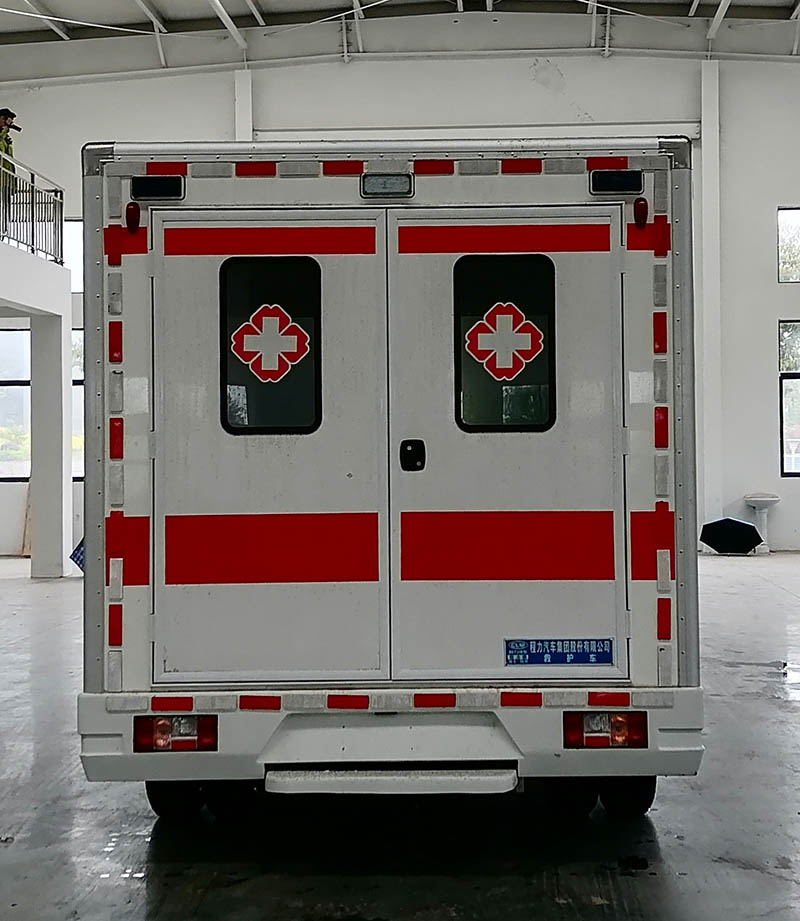 程力牌CL5042XJHS6YS型救護車 程力牌CL5042XJHS6YS型救護車
