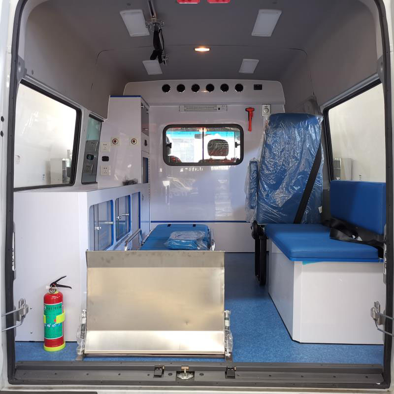 程力牌CL5049XJH6YS型救護(hù)車 程力牌CL5049XJH6YS型救護(hù)車